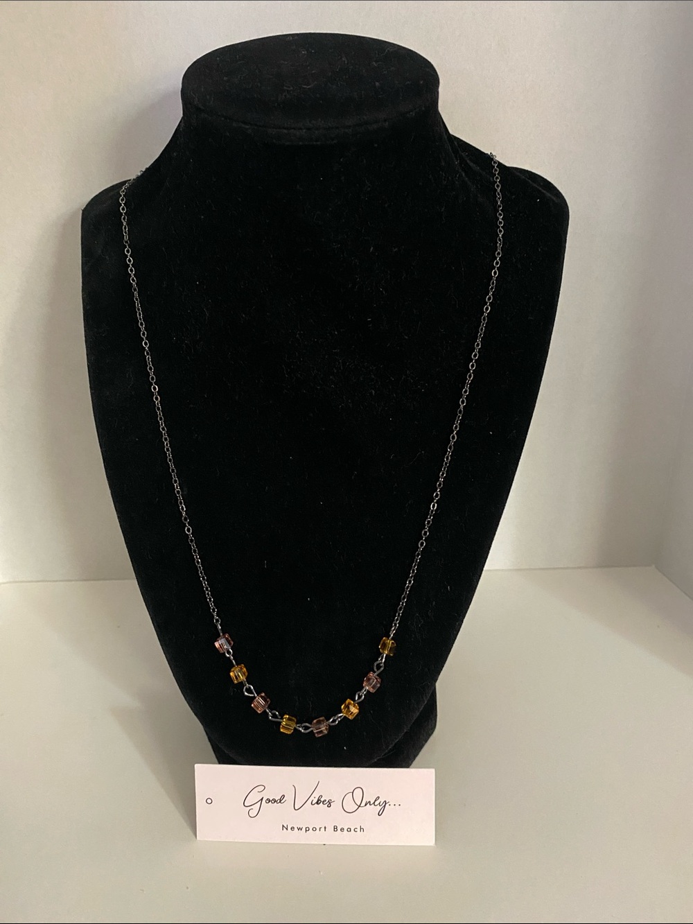 Delicate Glass Bead Necklace in Amber & light brown ๐ฅฐ
